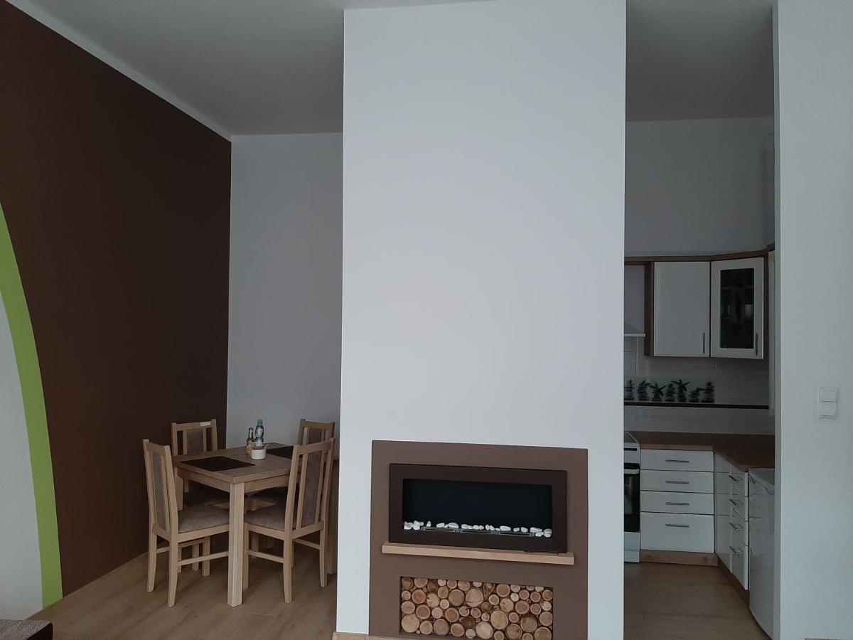 Apartament Nad Jeziorem Olecko Exteriör bild